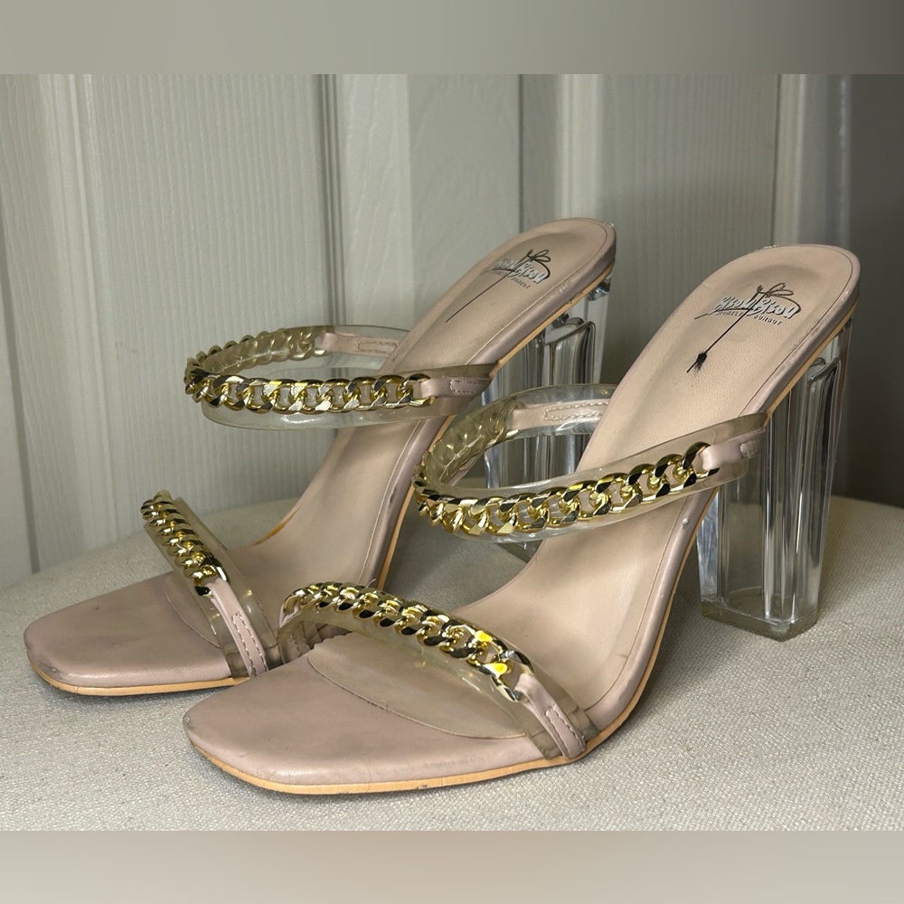 Bisou Bisou Nude Acrylic Block Heels Gold Chain Straps Formal Evening Bling Sz 9